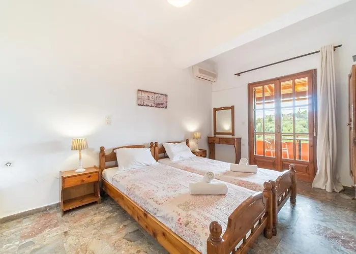 Arianna Ground Floor 7 شقة باليوكاستريتسا